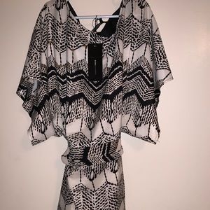 BCBGMAXAZRIA  stunning dress size XS - BNWT